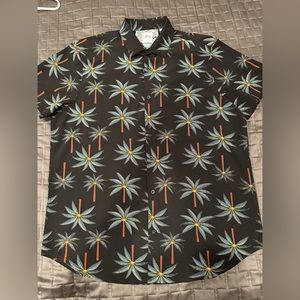 Men’s palm tree button down shirt